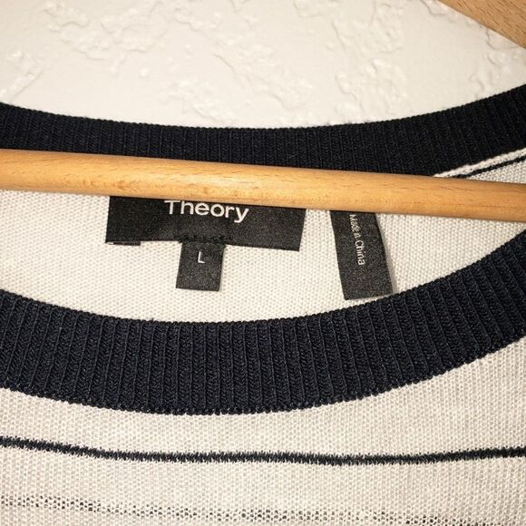 NWOT Theory Rainee P Prosecco Semi-Sheer Sweater‎ Size Large - Picture 4 of 6